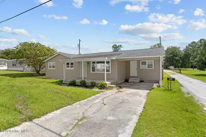 633 Haws Run Road, Jacksonville, NC 28540 - Photo 2