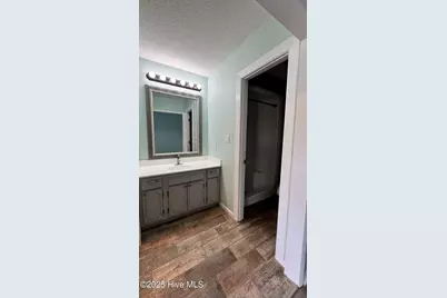 206 E Doris Avenue, Jacksonville, NC 28540 - Photo 8