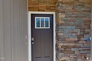 531 Caldwell Loop, Jacksonville, NC 28546 - Photo 2
