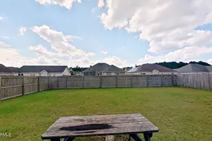 717 Radiant Dr, Jacksonville, NC 28546 - Photo 26
