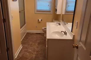 411 Main St, Newton Grove, NC 28366 - Photo 24