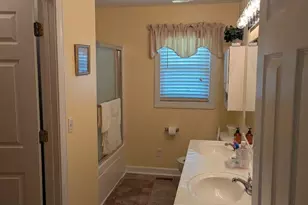 411 Main St, Newton Grove, NC 28366 - Photo 16