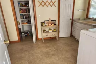 411 Main St, Newton Grove, NC 28366 - Photo 10