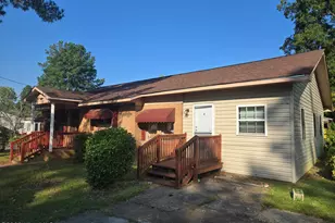 208 Center St, Williamston, NC 27892 - Photo 4