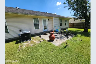 302 Carlisle Court, Jacksonville, NC 28540 - Photo 20