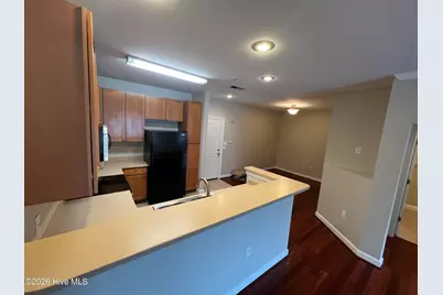 2808 Bloomfield Lane #Unit 205, Wilmington, NC 28412 - Photo 2