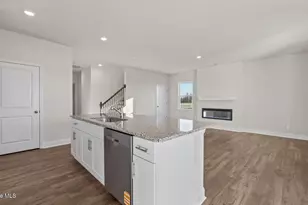 106 Marsden Circle, La Grange, NC 28551 - Photo 14