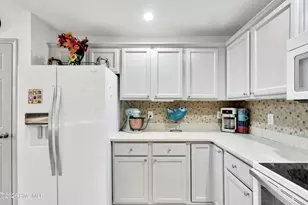106 Lighthouse Dr, Carolina Beach, NC 28428 - Photo 10