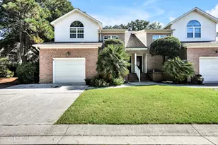 106 Lighthouse Dr, Carolina Beach, NC 28428 - Photo 1
