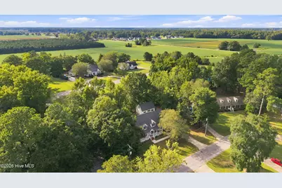 3655 Hillcrest Drive, Farmville, NC 27828 - Photo 10