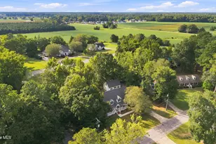 3655 Hillcrest Dr, Farmville, NC 27828 - Photo 10