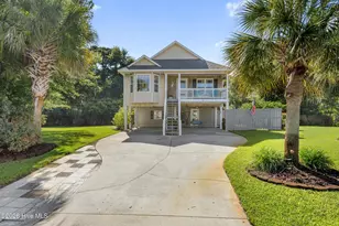 401 Donzi Ct, Carolina Beach, NC 28428 - Photo 2