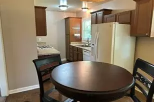 2915 Monroe Dr, New Bern, NC 28562 - Photo 4