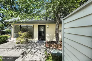 1433 Villa Pl E, Wilmington, NC 28409 - Photo 2
