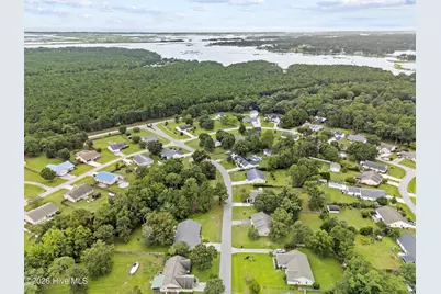 109 Halls Creek Drive, Swansboro, NC 28584 - Photo 38