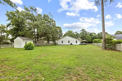 109 Halls Creek Drive, Swansboro, NC 28584 - Photo 30