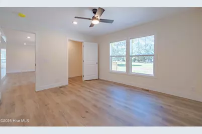 120 Edgewater Lane, Richlands, NC 28574 - Photo 10