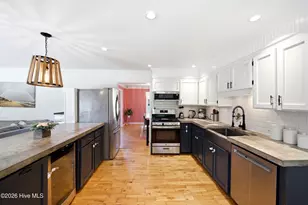 3409 Bragg Dr, Wilmington, NC 28409 - Photo 6