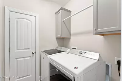 129 Devonshire Avenue W, West End, NC 27376 - Photo 12
