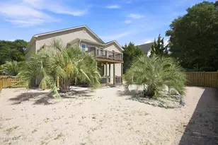 303 E Oak Island Dr, Oak Island, NC 28465 - Photo 36