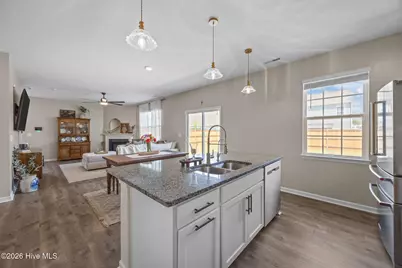 1015 Montford Drive, New Bern, NC 28562 - Photo 8