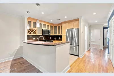 1800 Eastwood Road #Apt 242, Wilmington, NC 28403 - Photo 8