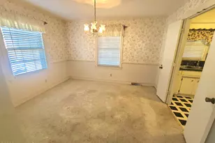 2904 Graham Dr, Kinston, NC 28504 - Photo 6
