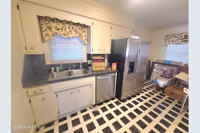 2904 Graham Drive, Kinston, NC 28504 - Photo 8