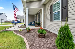 410 Silverstone Pl, Hubert, NC 28539 - Photo 4