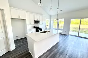 304 Miller St, Chadbourn, NC 28431 - Photo 6
