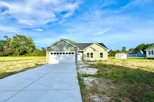 304 Miller St, Chadbourn, NC 28431 - Photo 2