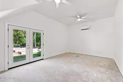 194 Steep Hill Drive, Swansboro, NC 28584 - Photo 32