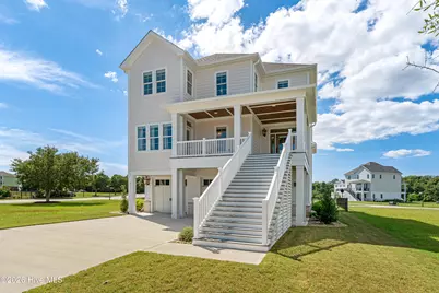 855 Cannonsgate Drive, Newport, NC 28570 - Photo 2