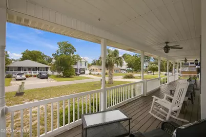 321 NE 60th Street, Oak Island, NC 28465 - Photo 38