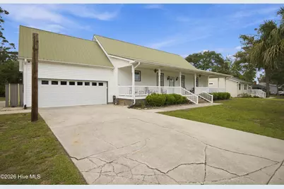 321 NE 60th Street, Oak Island, NC 28465 - Photo 34