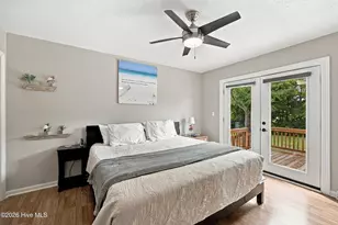 321 NE 60th St, Oak Island, NC 28465 - Photo 8