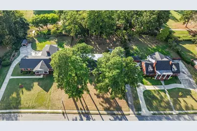 1304 Greenbriar Road, Kinston, NC 28501 - Photo 12