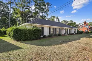 1304 Greenbriar Rd, Kinston, NC 28501 - Photo 4