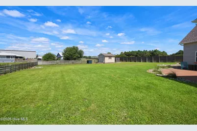 105 Franklin Court, Cedar Point, NC 28584 - Photo 12