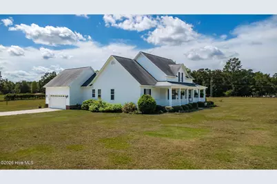 16 Craven Drive, Lumberton, NC 28358 - Photo 2