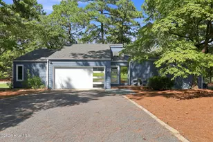 9 Forest Hills Ln, Pinehurst, NC 28374 - Photo 1