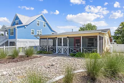 318 NE 58th Street, Oak Island, NC 28465 - Photo 8
