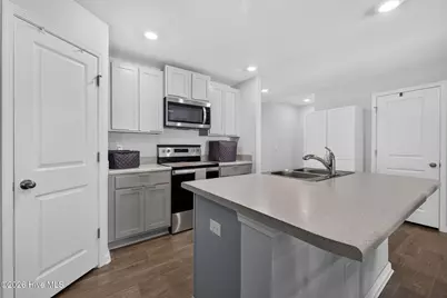 2141 Southern Bayberry Lane NE #Unit 38, Leland, NC 28451 - Photo 10