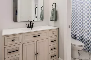 902 Derbyshire Ln, Greenville, NC 27858 - Photo 54