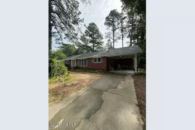 502 Lafayette Street, Clinton, NC 28328 - Photo 2
