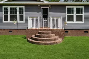 9556 Silver Spoon Rd, Clarkton, NC 28433 - Photo 4