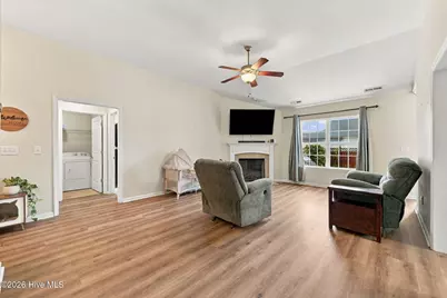 304 Lynden Lane, New Bern, NC 28560 - Photo 8