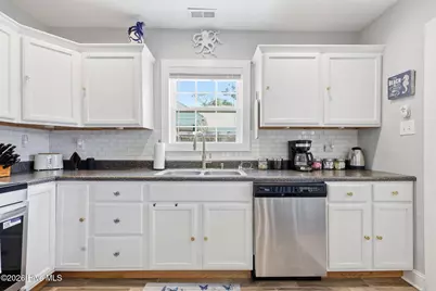 3111 Arendell Street, Morehead City, NC 28557 - Photo 12