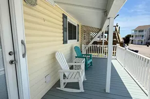113 Dunes Ct, Atlantic Beach, NC 28512 - Photo 4