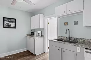 1406 Evans St, Morehead City, NC 28557 - Photo 16
